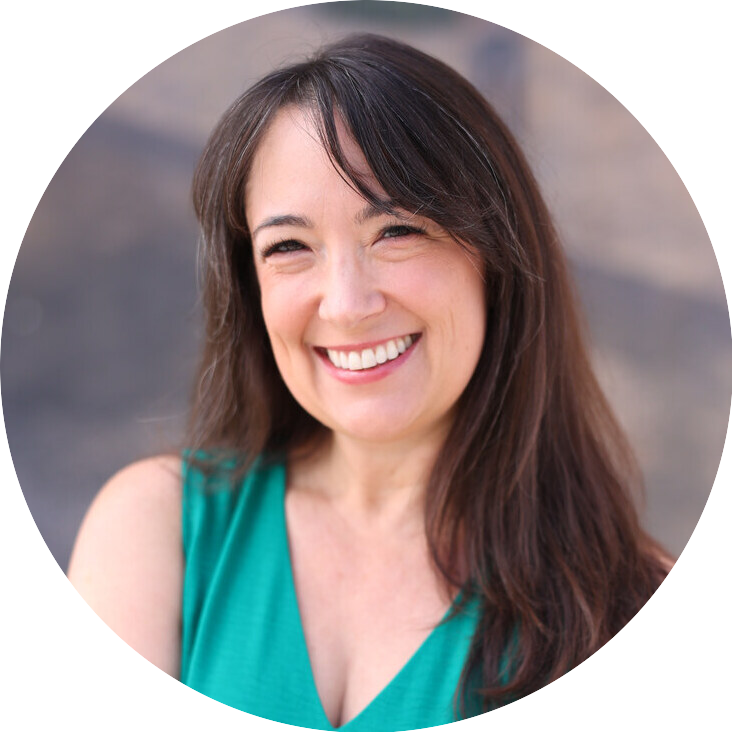 Amy-Yackowski-NEW-round